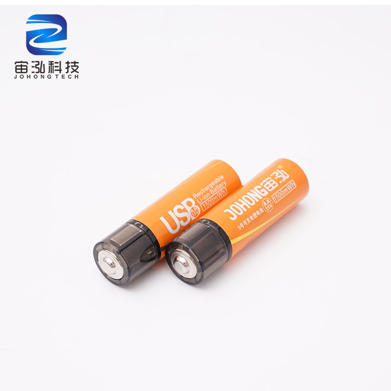 1.5V Li-ion Rechargeable Battery USB AA Power Bank Batteries