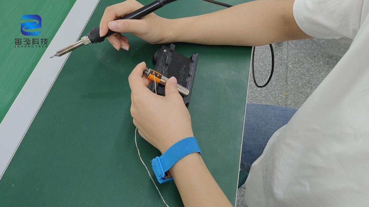 Rechargeable Lithium Battery Manufacture (4)