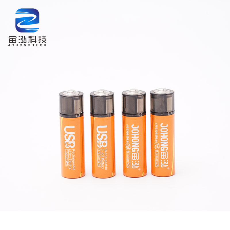 1.5V Li-ion Rechargeable Battery USB AA Power Bank Batteries